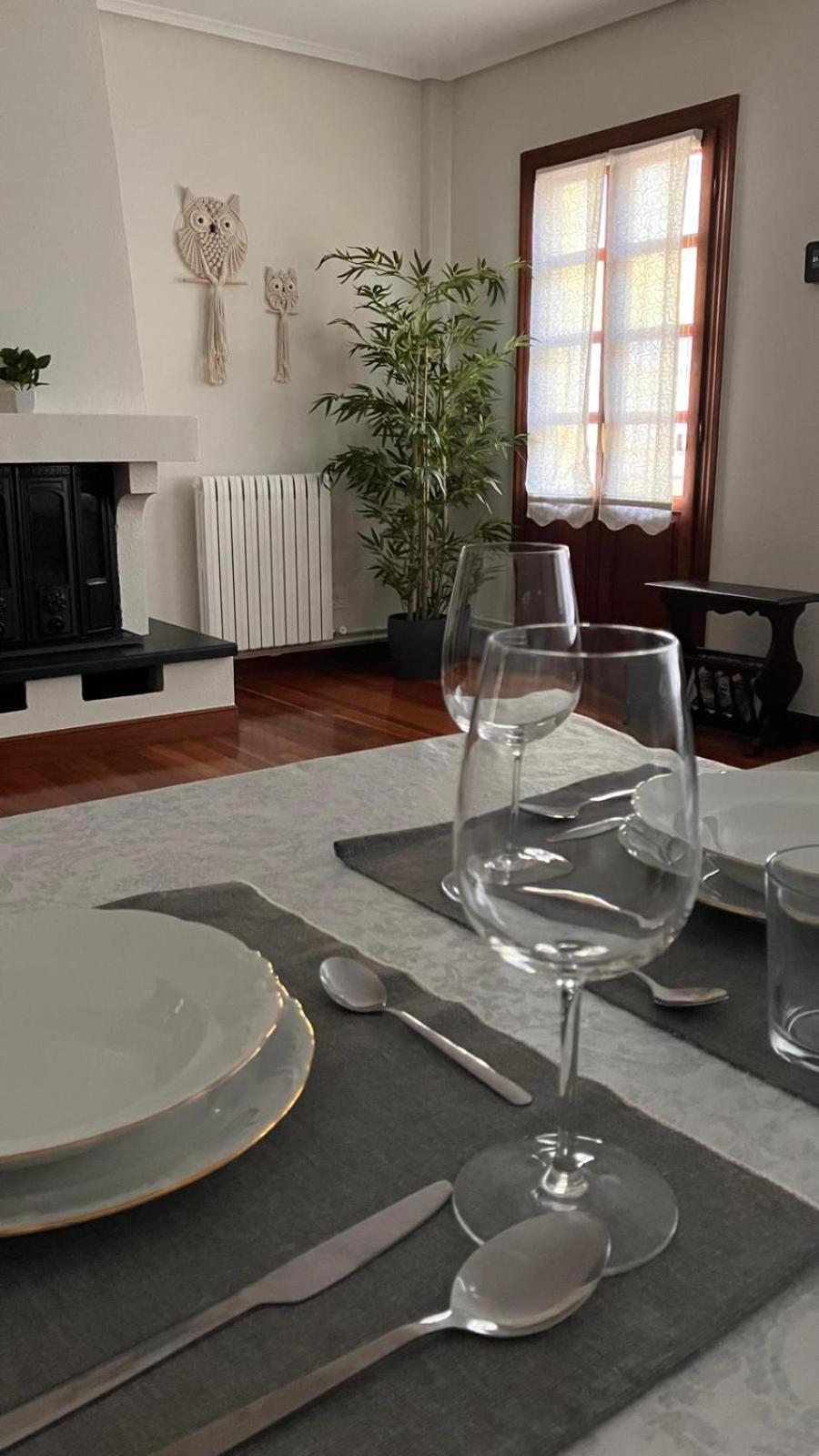 Duplex 122M2, 4 Dormitorios, 2 Banos Completos, Wifi 1Gb ムンダカ エクステリア 写真