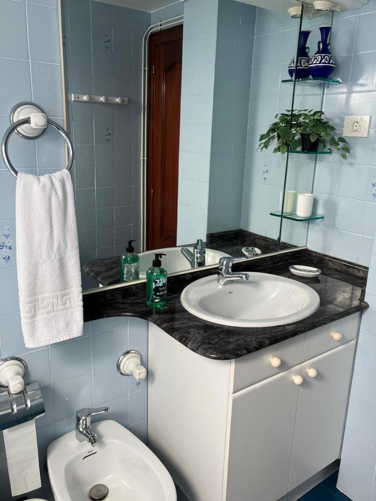 Duplex 122M2, 4 Dormitorios, 2 Banos Completos, Wifi 1Gb ムンダカ エクステリア 写真